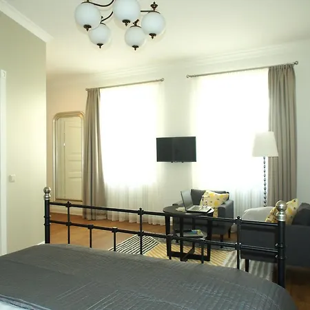 Barbora Apartment
